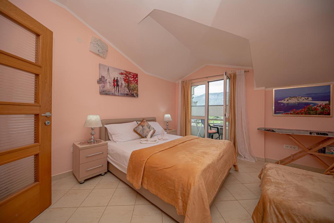 Fairytale 1 And 2 Apartment บุดวา ภายนอก รูปภาพ