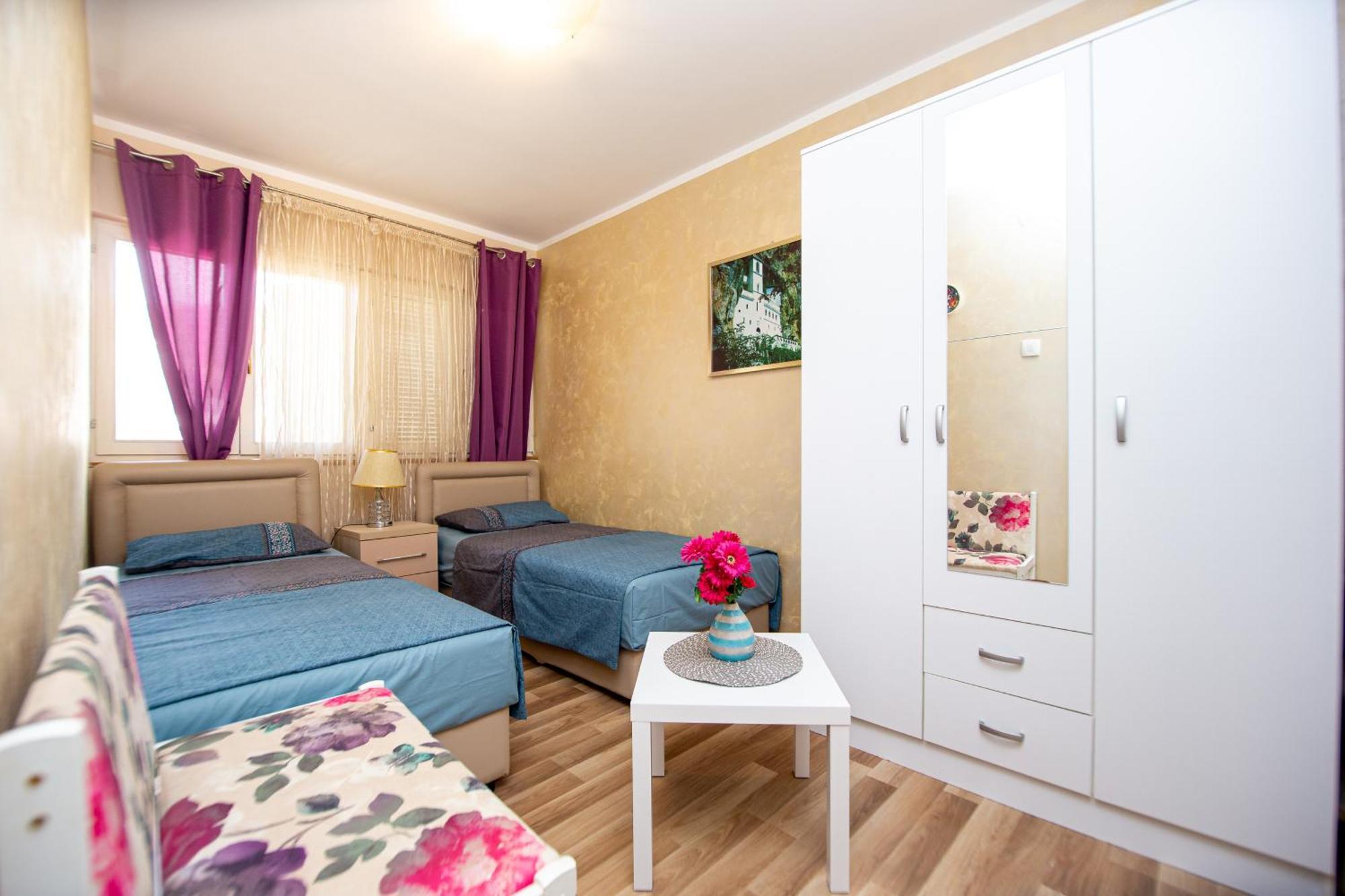 Fairytale 1 And 2 Apartment บุดวา ภายนอก รูปภาพ