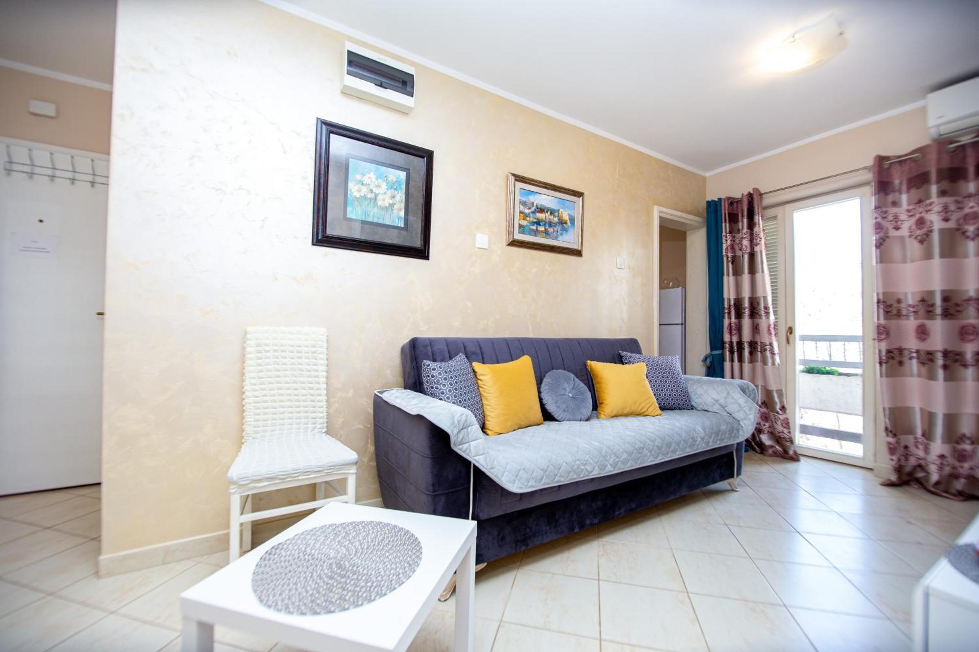 Fairytale 1 And 2 Apartment บุดวา ภายนอก รูปภาพ