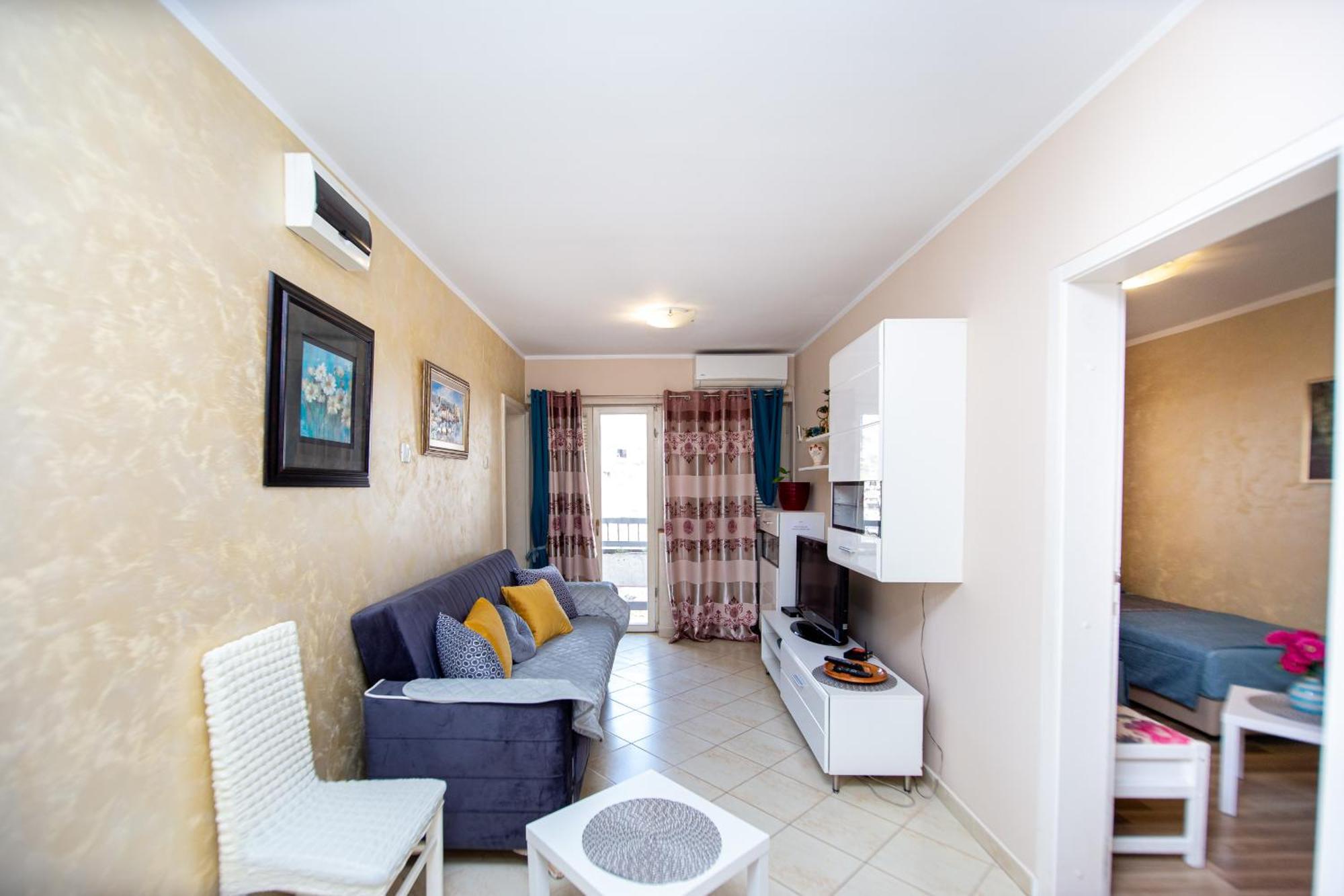 Fairytale 1 And 2 Apartment บุดวา ภายนอก รูปภาพ
